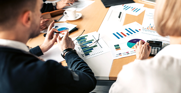 What Are Your Metrics Critical Kpis For Effective Programmatic - Abstract Designs - Classic Mobile Collection